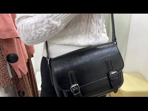 ❤️ Masturbação pública da jovem cadela FeralBerry com um dildo no provador ️❌ Porno russo em nós pt.purchasexz.top ❌